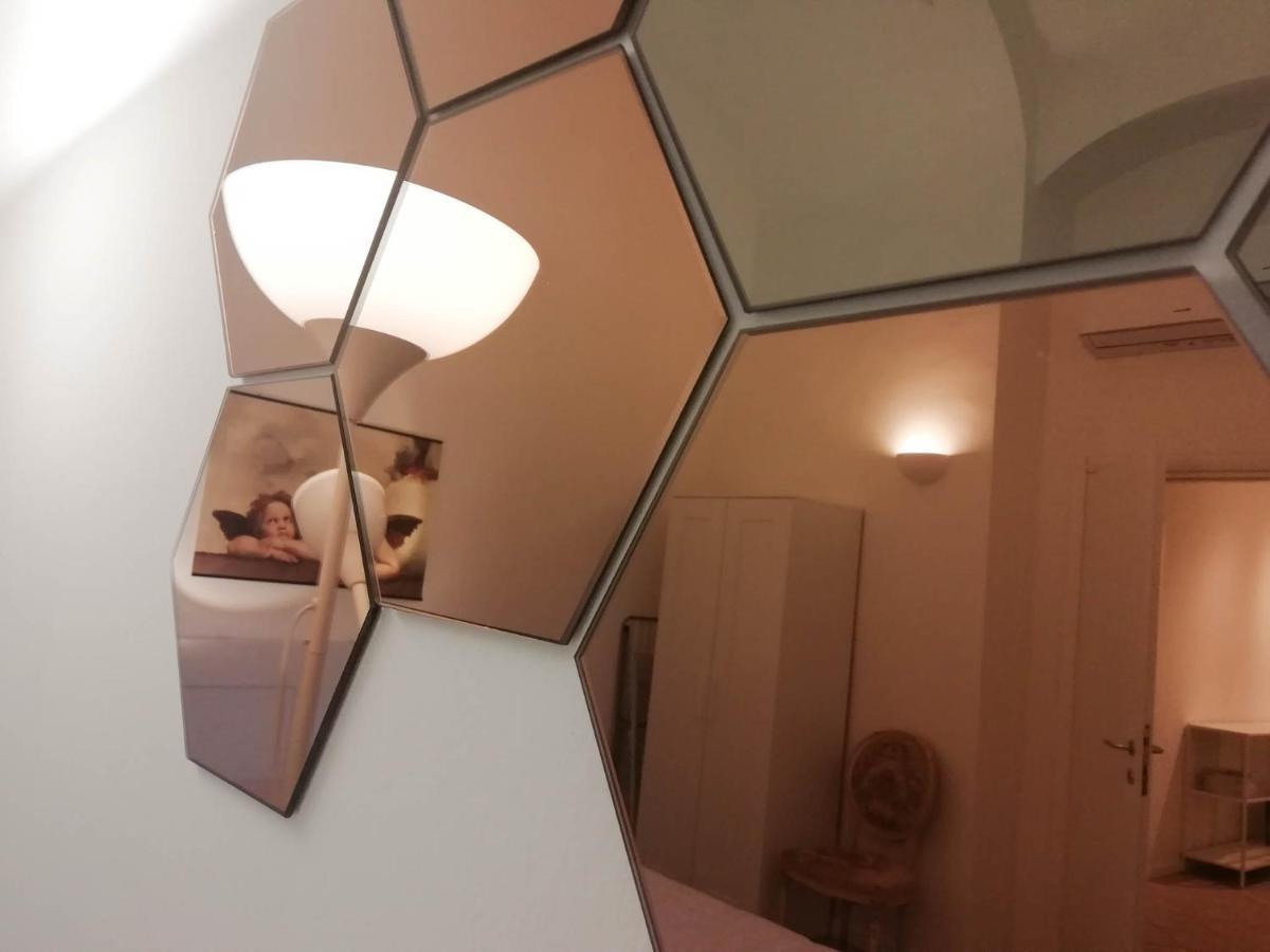 Mistrangelohome 3 - Appartamento In Pieno Centro Savona Buitenkant foto