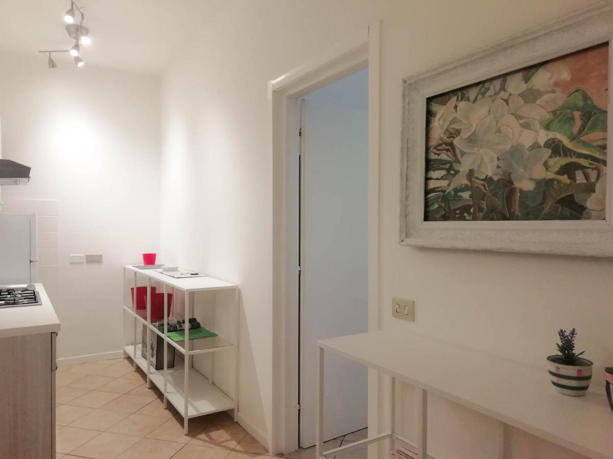 Mistrangelohome 3 - Appartamento In Pieno Centro Savona Buitenkant foto